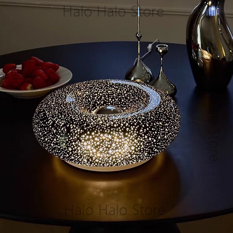 โคมไฟตั้งโต๊ะรูปโดนัทสีส้ม แสง - Orange Lighting Decor บทวิจารณ์และราคา